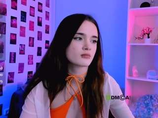 karla-pink