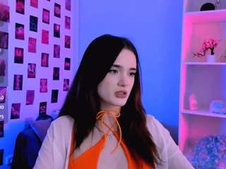 karla-pink