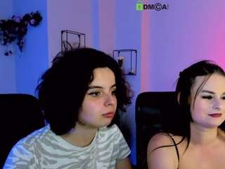 karla-pink