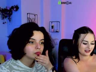 karla-pink