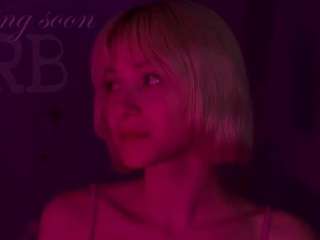 karla-pink
