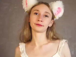 ElviaDunkum's Live Sex Cam Show