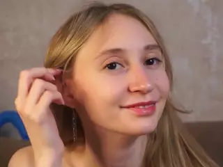 ElviaDunkum's Live Sex Cam Show