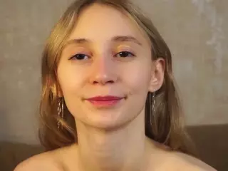 ElviaDunkum's Live Sex Cam Show