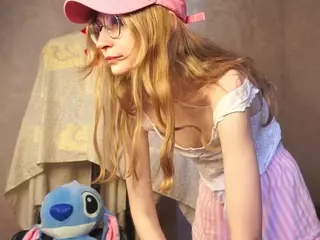 ElviaDunkum's Live Sex Cam Show