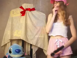 ElviaDunkum's Live Sex Cam Show