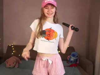 ElviaDunkum's Live Sex Cam Show