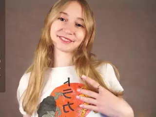 ElviaDunkum's Live Sex Cam Show
