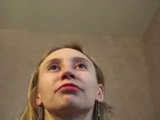 ElviaDunkum's Live Sex Cam Show