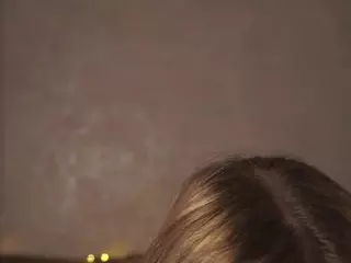 ElviaDunkum's Live Sex Cam Show