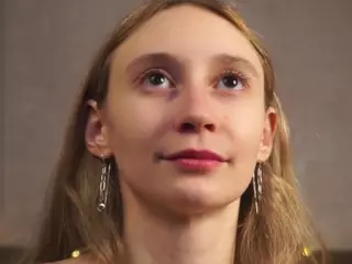 ElviaDunkum's Live Sex Cam Show