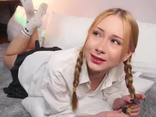 ElwynaHeckler's Live Sex Cam Show