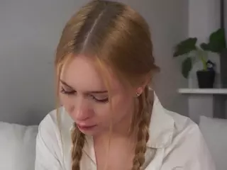 ElwynaHeckler's Live Sex Cam Show