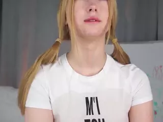 ElwynaHeckler's Live Sex Cam Show
