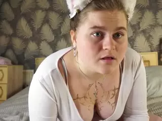 LynBoone's Live Sex Cam Show