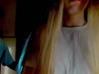 MaureenGambell's Live Sex Cam Show