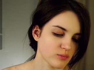 rexannecrull's CamSoda show and profile