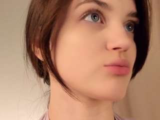 rexannecrull's CamSoda show and profile