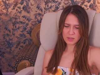 dreamylinaa live webcam show