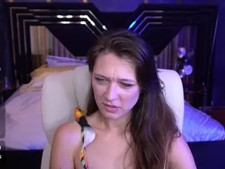 DreamyLinaa's Live Sex Cam Show