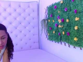 lana-hassen webcam model
