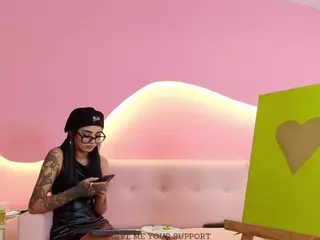 MAGIC-SCARLET's Live Sex Cam Show