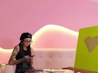 MAGIC-SCARLET's Live Sex Cam Show