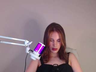cassiebomb Live Webcam on CamSoda