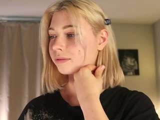 erlinafulwood Live Webcam on CamSoda