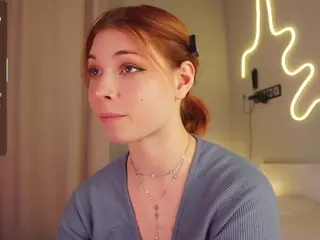 Emi's Live Sex Cam Show
