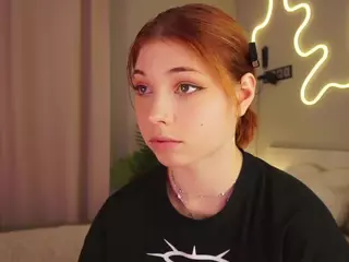 Emi's Live Sex Cam Show