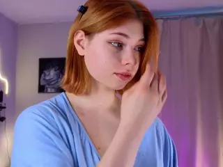 Emi's Live Sex Cam Show