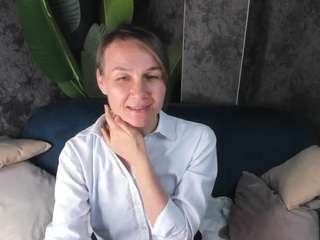kim-carolinn