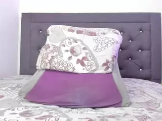 LoriiMartinez's Live Sex Cam Show