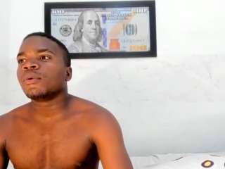 adry-morris live webcam show
