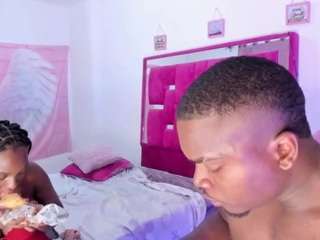 Adry-Morris live cam preview