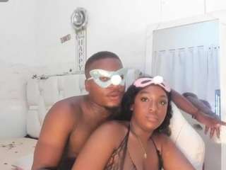 Adry-Morris live cam preview