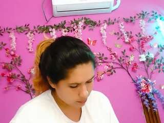 HOTVANESACRAZY18