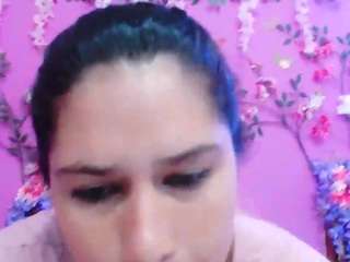 hotvanesacrazy18 Live Webcam on CamSoda