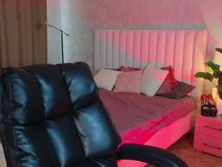 le modèle jennaadams est en webcam porno dans un show sur le site camsoda, il possède les tags suivants: ahegao,body massage,doggy style,erotic dance,foot fetish,gray eyes,no drinking,no smoking,tattoos,teen 18,tittyfuck,young adult,big tits,brown hair,curvy,hd