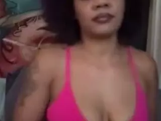 prettyLowinski's Live Sex Cam Show