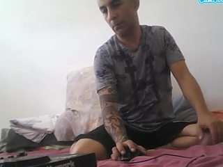 righthondj Live Webcam on CamSoda