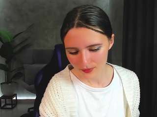 nikicutes webcam