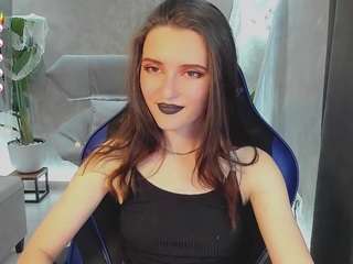 nikicutes webcam