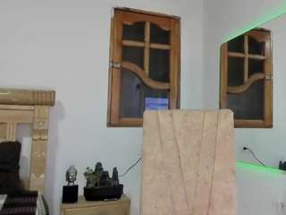 oriana-hanks - Live HD Webcam