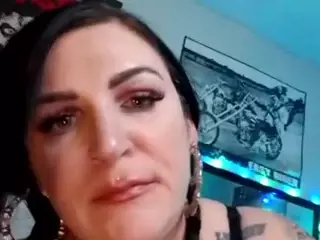 psychobunnyy's Live Sex Cam Show