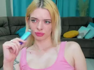AdeleArt's Live Sex Cam Show