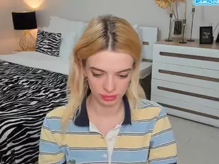 AdeleArt's Live Sex Cam Show
