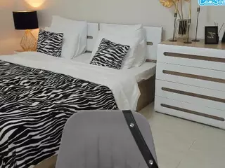 AdeleArt's Live Sex Cam Show