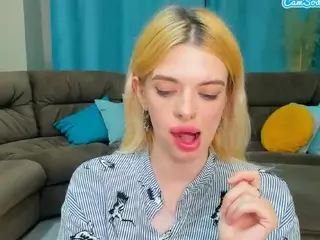 AdeleArt's Live Sex Cam Show